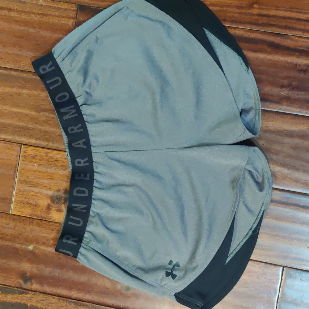 Under armour play up shorts